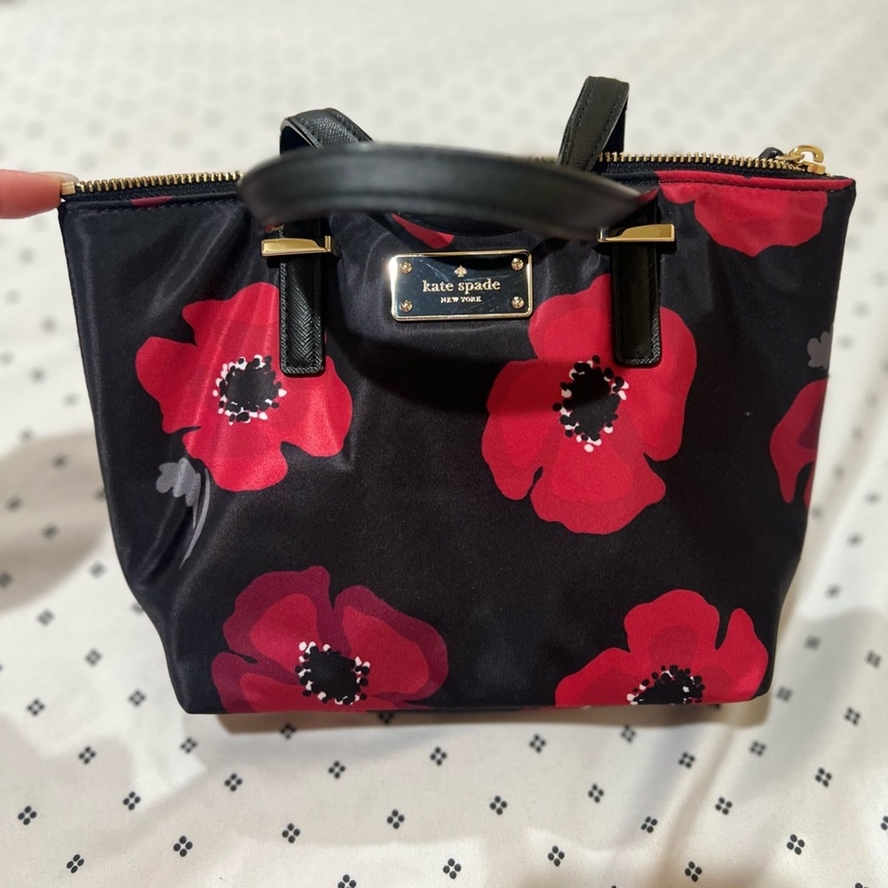 Kate Spade Black and Red Floral Women's Bag